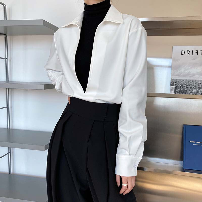 Chemise Femme Col V à Manches Longues – Légère & Élégante