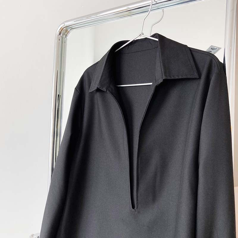 Chemise Femme Col V à Manches Longues – Légère & Élégante