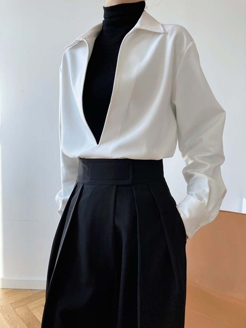 Chemise Femme Col V à Manches Longues – Légère & Élégante