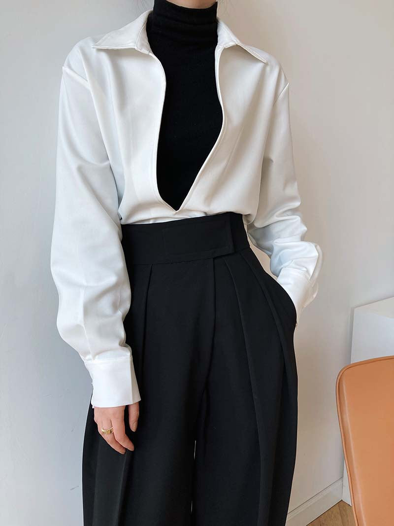 Chemise Femme Col V à Manches Longues – Légère & Élégante