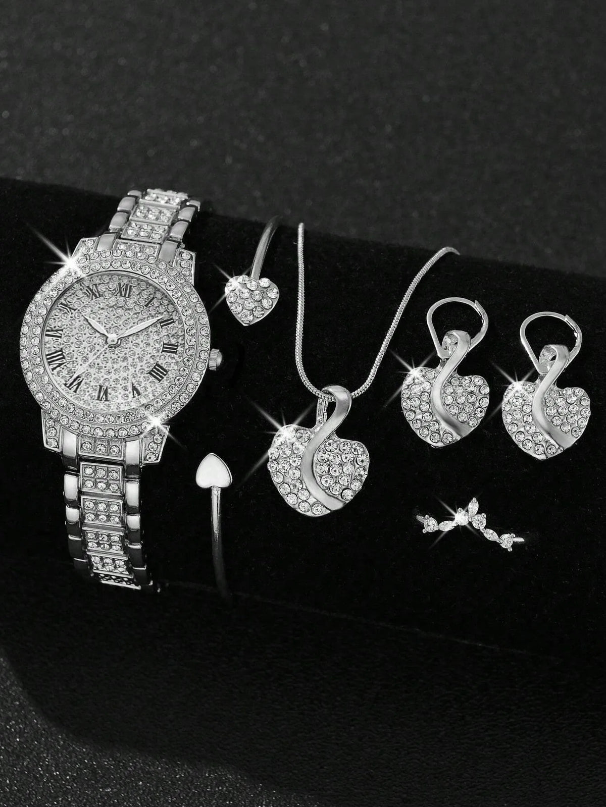 Montre femme à strass cadran romain